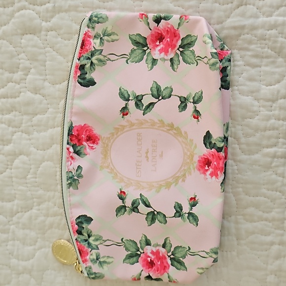 Estée Lauder x Ladurée Limited Edition Cosmetic Pouch With Makeup Samples NWT - Picture 8 of 8